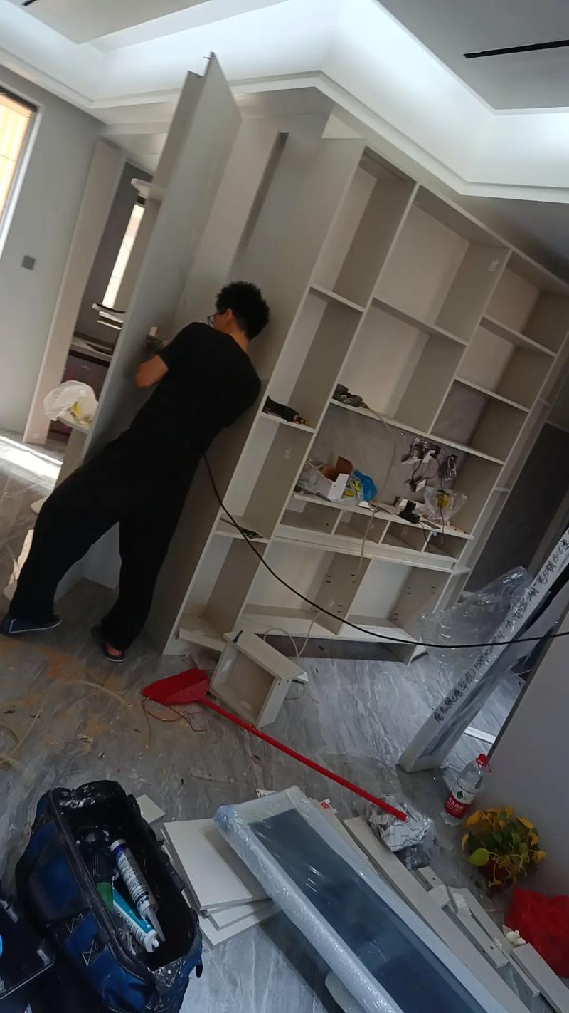 深圳水吧里的绿色革命：桶装水的变革